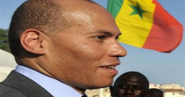 Sénégal : Richard Attias défend Karim Wade