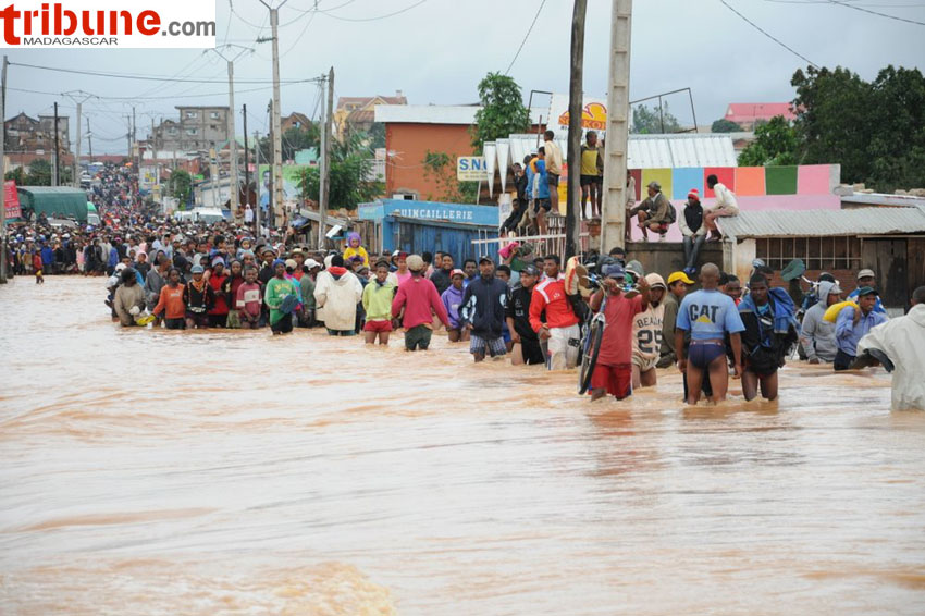 Madagascar : LE PIRE DIRIGEANT ? Analyse du bilan CATASTROPHIQUE de RAJOELINA